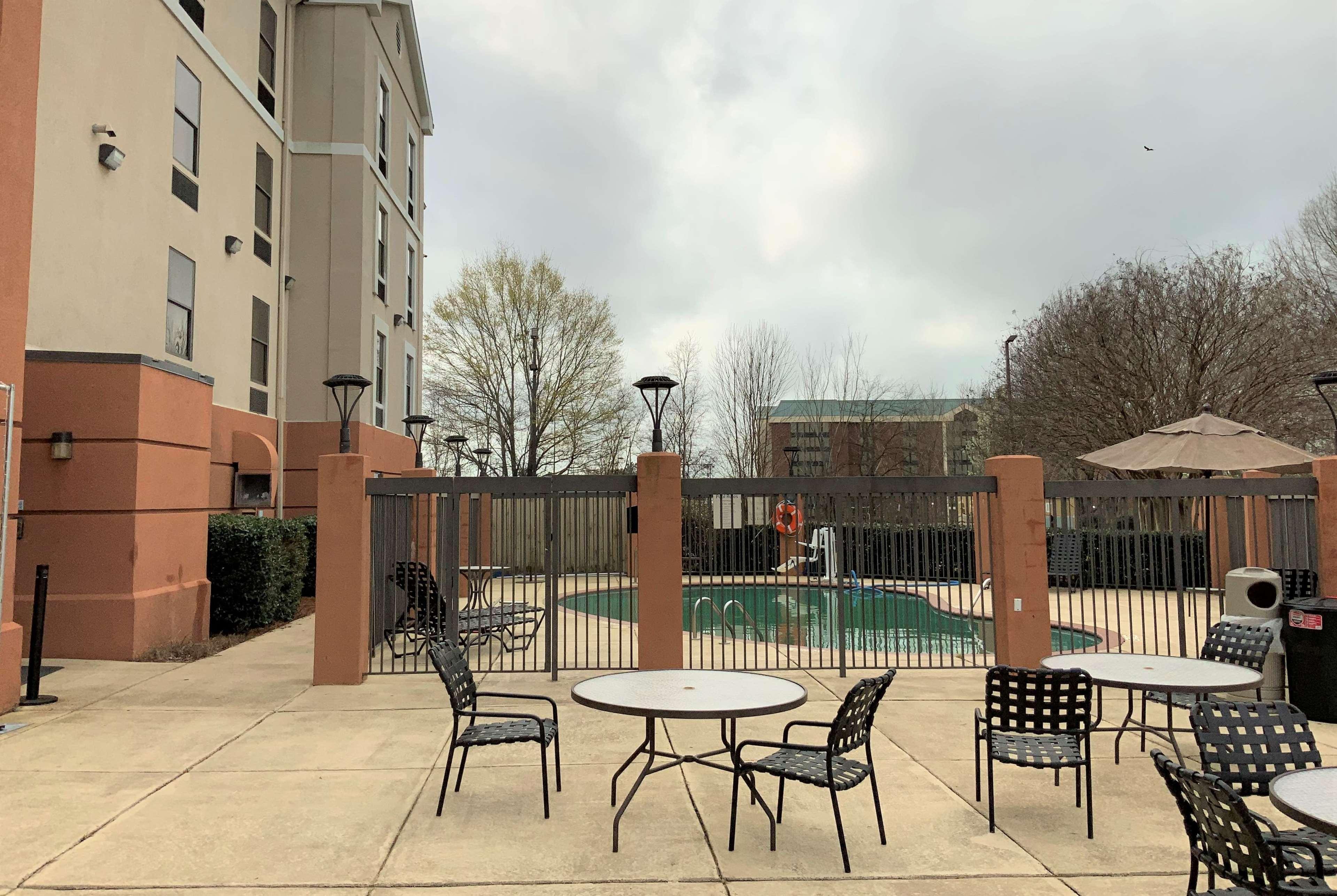 Wingate By Wyndham Jackson Ridgeland Hotel Exterior foto