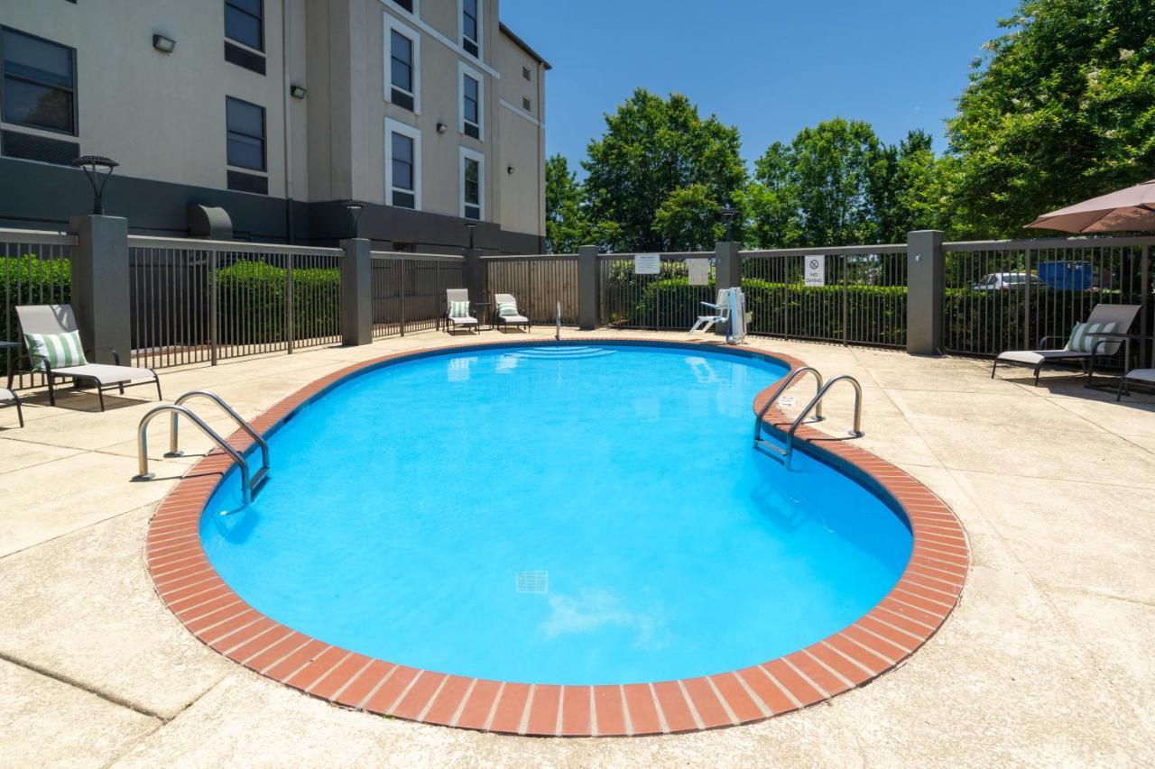 Wingate By Wyndham Jackson Ridgeland Hotel Exterior foto
