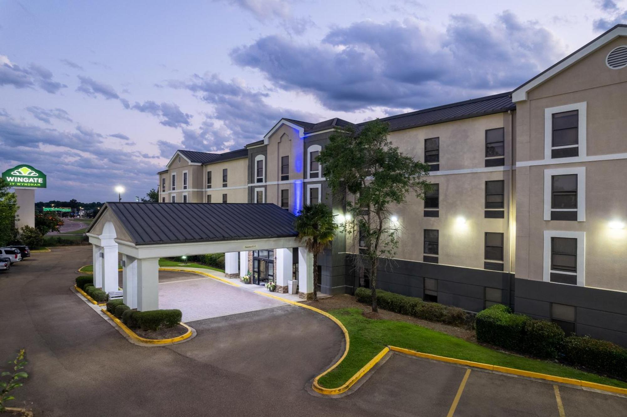 Wingate By Wyndham Jackson Ridgeland Hotel Exterior foto